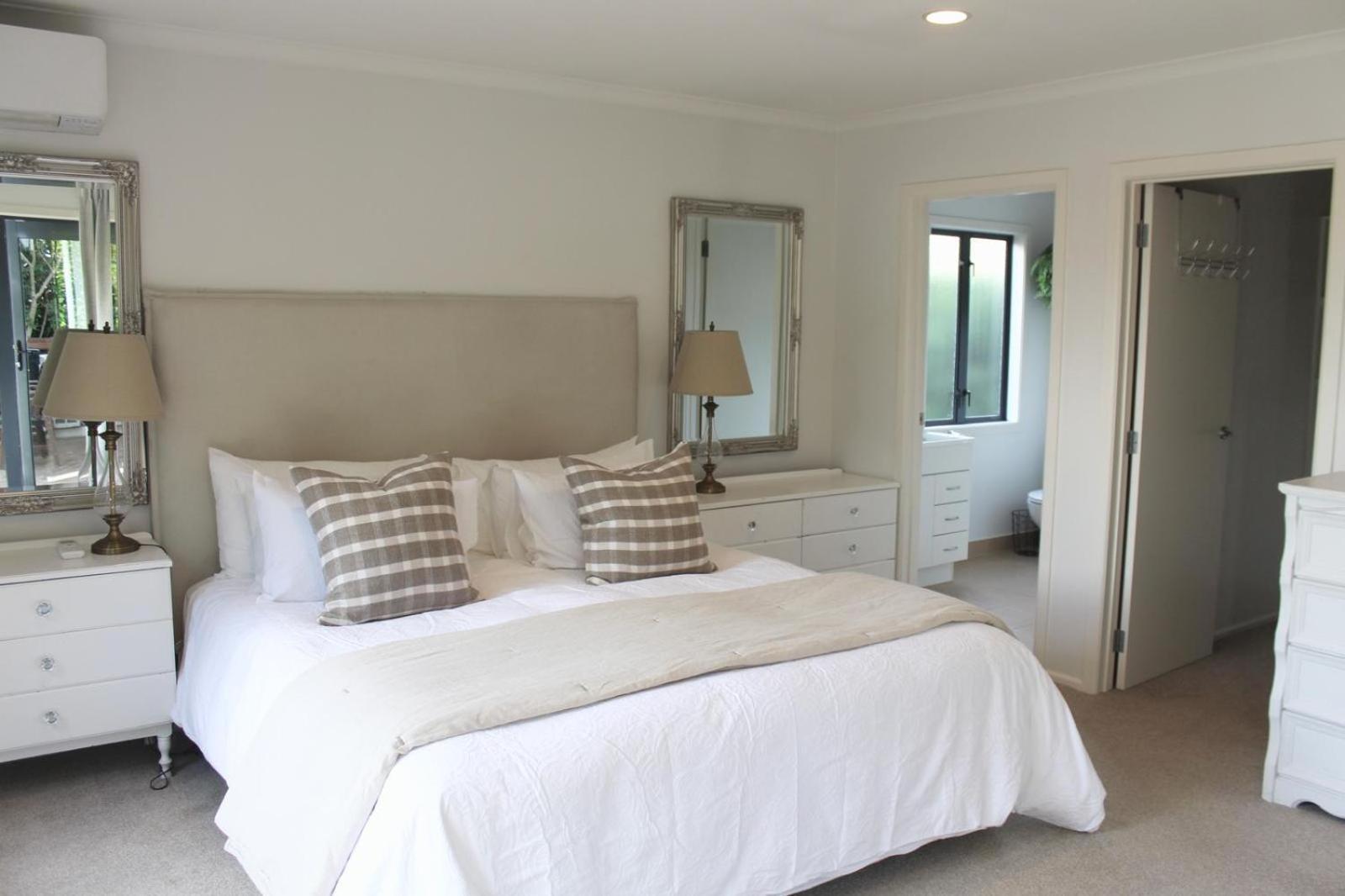 5-Min Walk To Village - Havelock North Holiday Home With Spa Pool Kültér fotó