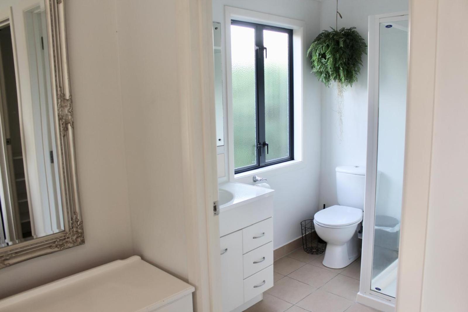 5-Min Walk To Village - Havelock North Holiday Home With Spa Pool Kültér fotó