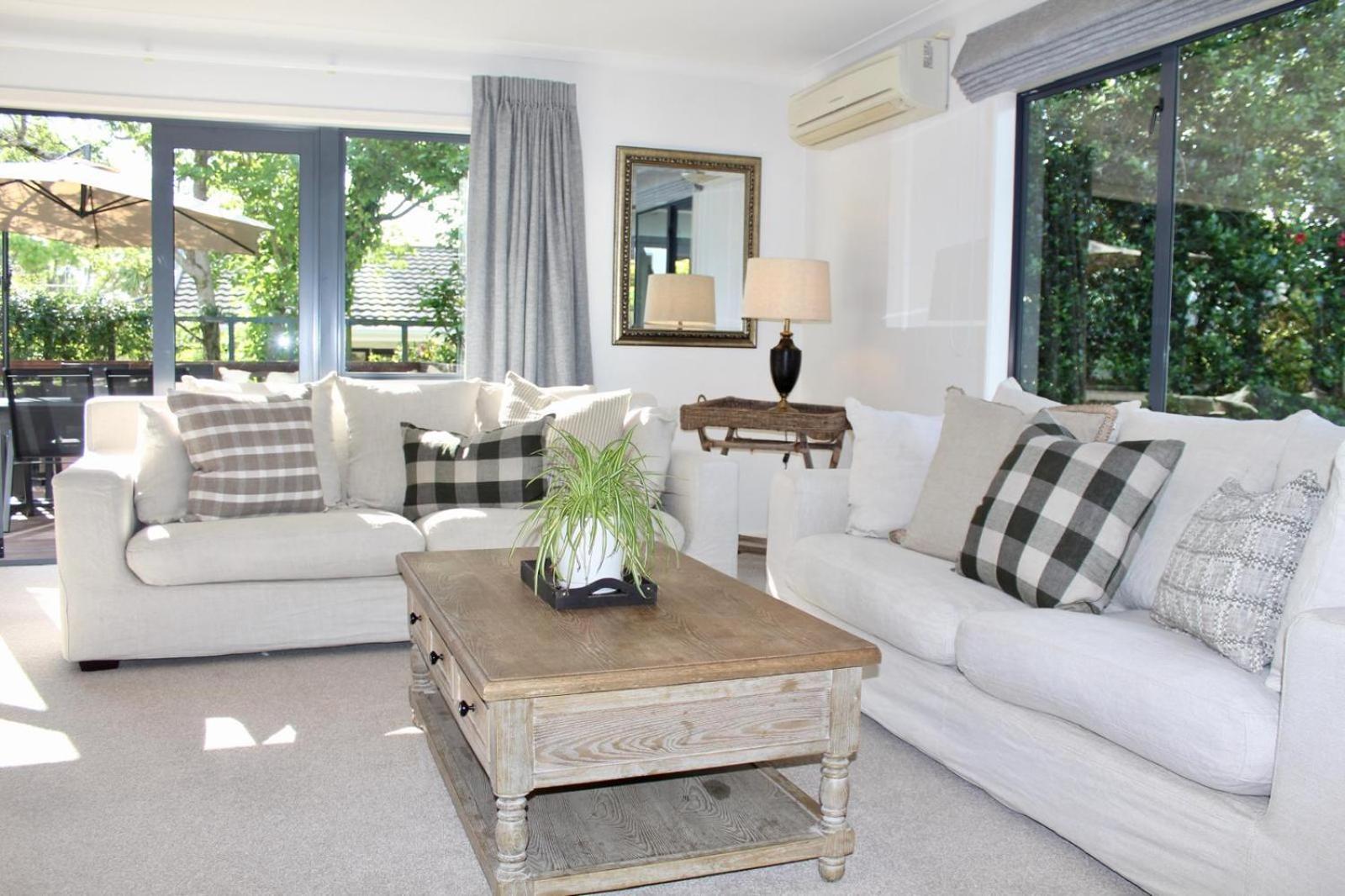 5-Min Walk To Village - Havelock North Holiday Home With Spa Pool Kültér fotó